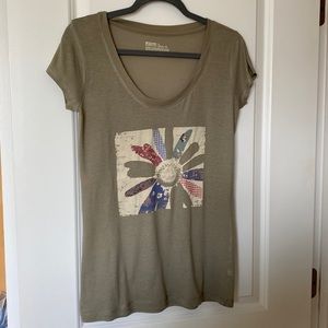 Mossimo Supply Co brand women’s t-shirt in large